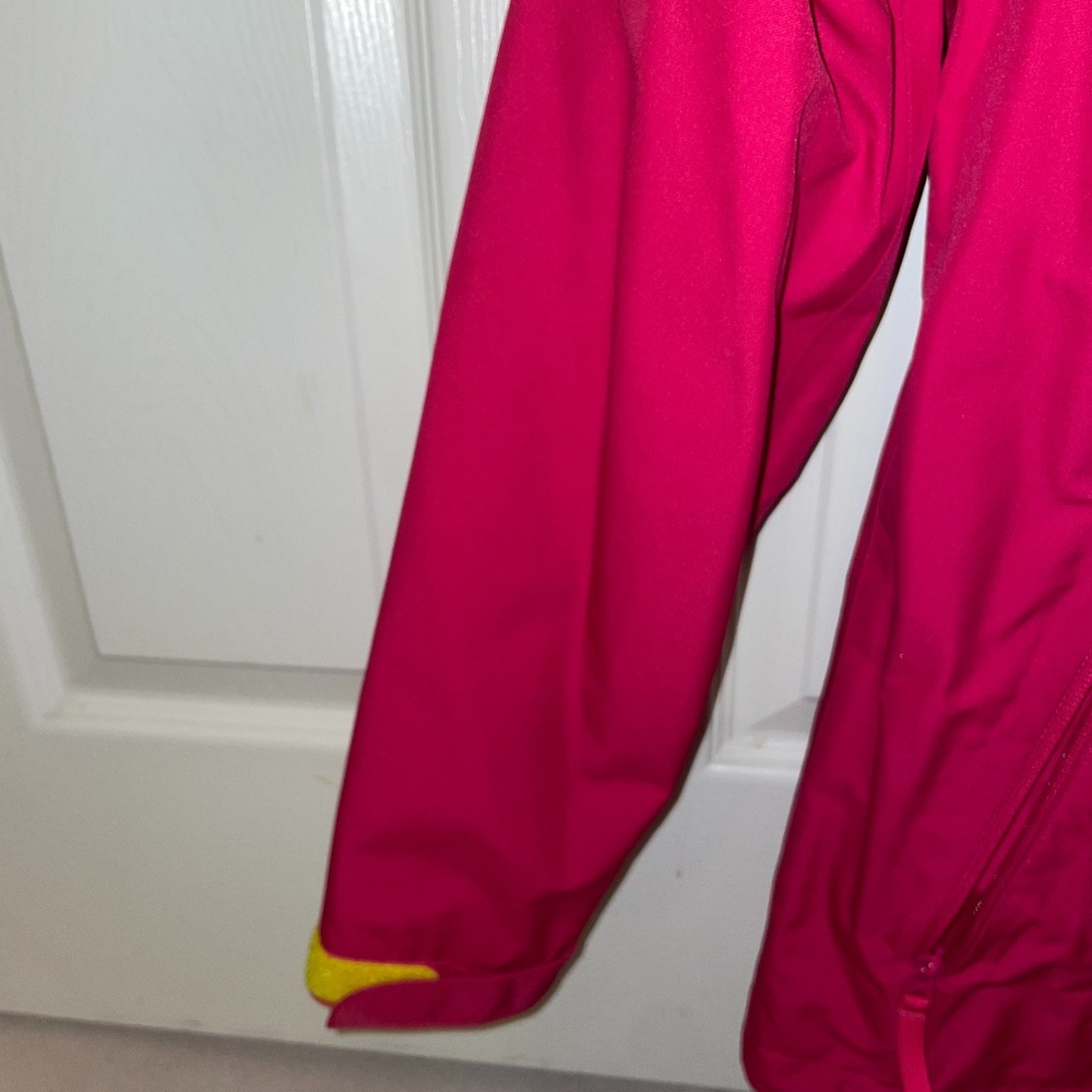PINK Helly Hansen Women's Jacket - Picture 2 of 5